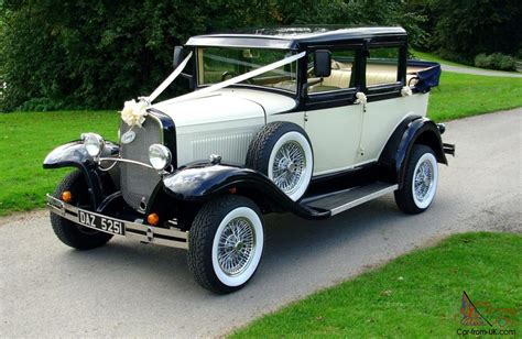 Bristol wedding cars offer a full bespoke planning service for all your wedding car needs. WEDDING CAR, BADSWORTH, VINTAGE CAR, CLASSIC CAR, BRAMWITH