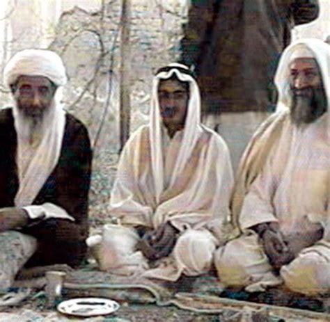 Eine vielzahl an unterschiedlichen quellen, darunter eine person die persönlich mit bin laden in der vergangenheit gearbeitet hat, hatte uns gegenüber direkt erklärt, dass osamas leiche seit rund. Seebestattung: Osama Bin Ladens Leiche schon im Meer ...