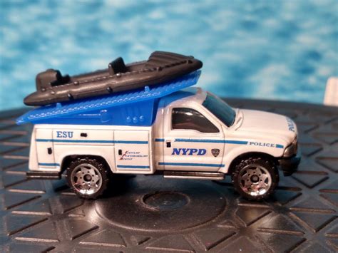 Matchbox Police Nypd Water Rescue Esu Boat Team F Series Custom