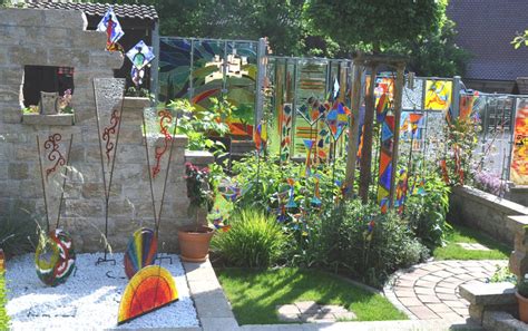 Steht es über einen teil des tages hinweg im schatten, ist das kein problem. Der Gläserner Garten „Tag der offenen Tür im Glas Garten