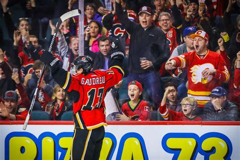 Calgary flames matthew tkachuk delivers huge hit on edmonton. Calgary Flames vs. Edmonton Oilers - 1/29/2020 Free Pick & NHL Betting Prediction
