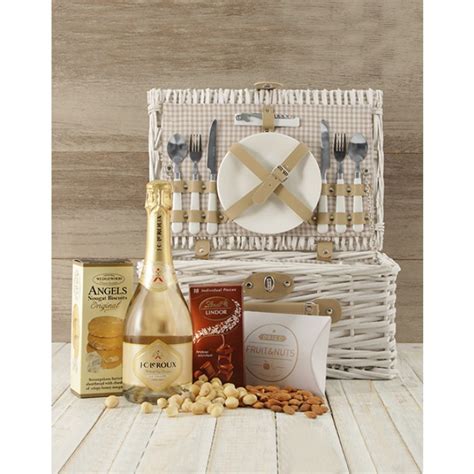 Five star +++++ fantastic products and service as always. Picnic for Two | Valentines Day Picnic Hamper | inMotion ...