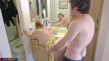 Fucking Stepmom While She Cleans The Bathroom Xvideos Com