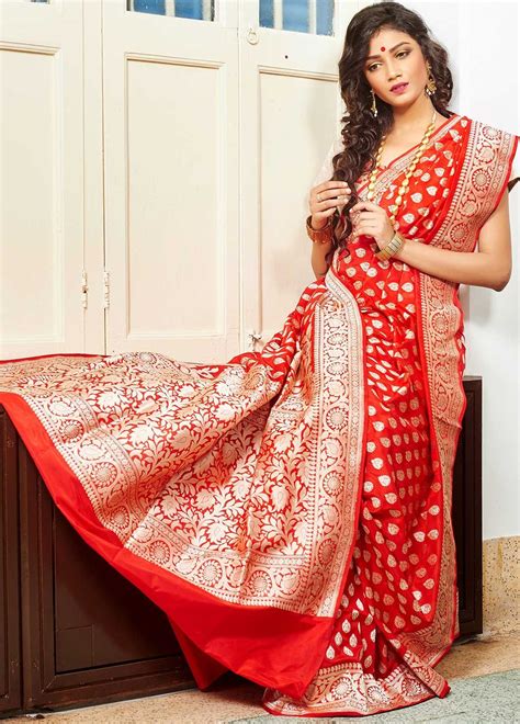 Red Benarasi Saree With Blouse Red Saree Wedding Designer Sarees Wedding Saree Look