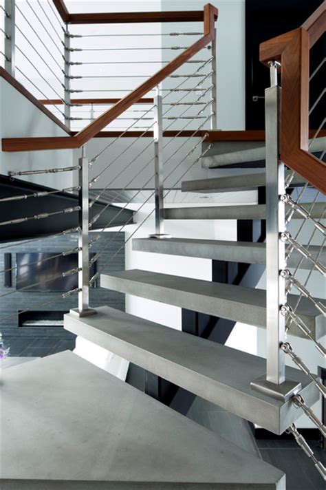 Steel Mono Stringer With Concrete Treads Modern Staircase