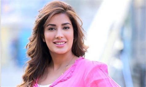 Mehwish Hayat Claps Back To Indian Media Accusations Daily Times