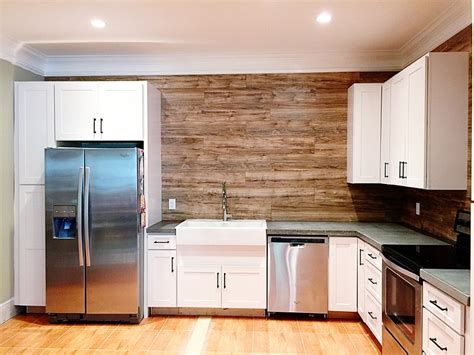 I advise you to install laminate wall on your home or office's walls. 7 DIY Kitchen Backsplash Ideas that Are Easy and ...