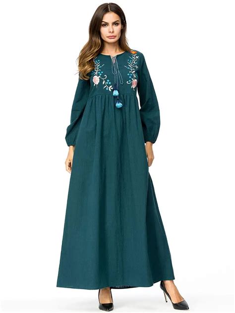 Dubai Muslim Women Embroidery Dress Ethnic Style Tassel Kaftan Jilbab