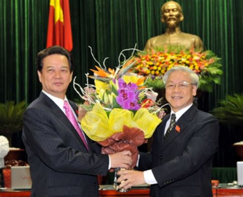 ^ tổng thống obama tiếp tbt nguyễn phú trọng tại phòng bầu dục ở nhà trắng. Thủ tướng xin rút để dồn tín nhiệm cho Tổng Bí thư - Báo ...