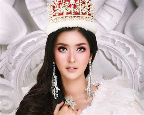 Life And History Of The Indonesian Beauty Pageants