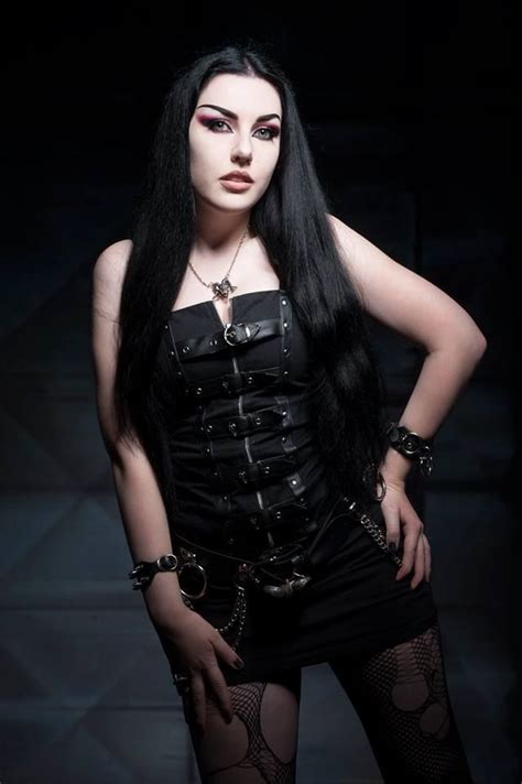 baph o witch goth beauty fashion goth women