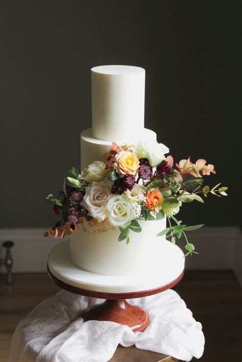 portfolio cove cake design luxury wedding cakes ireland