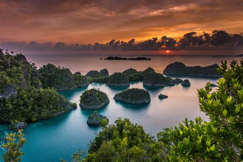 15 Breathtaking Photos Of Raja Ampat Indonesia