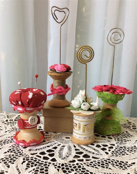 Wooden Spools as photo/memo holders and pin cushions | Spool crafts