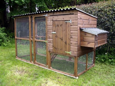 The 5 best small chicken coop for urban areas as an urban dweller, choosing a well designed and functioning small chicken coop is critical since traditionally larger coops just won't fit in what you call your backyard. The James Chicken Coop Hen House and Chicken Run | Chicken ...