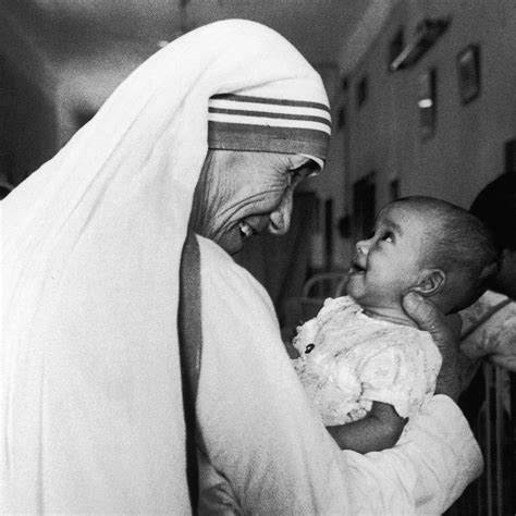 Mother Teresa Birth Anniversary Remembering The Kind Soul With Some Rare Photos And Lesser