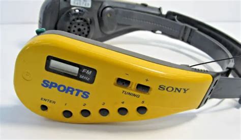 Sony Sports Walkman Srf M50 Fm Stereo Headset Headphone Receiver Yellow