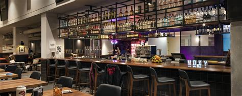 Hotel Dining & Restaurants | Moxy Nashville Vanderbilt Area