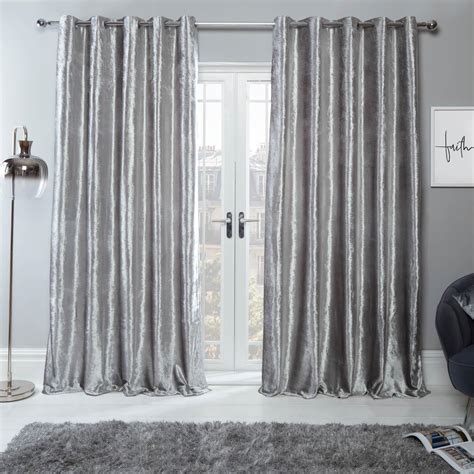 Living velvet top curtain 228 x 228 red : Living Velvet Top Curtain 228 X 228 Red / These soft and ...