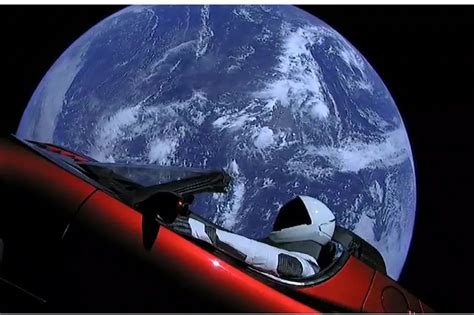 Watch: SpaceX launched a Tesla Roadster into space - Vox