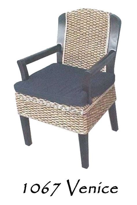 The angle design close to 75 degrees is more ergonomic, allowing your hands to support and relax at any time. Venice Wicker Arm Chair | Natural Rattan Furniture ...