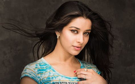 Madhurima Banerjee Portrait Indian Actress HD Wallpaper Pxfuel