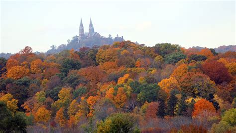 15 Spots To See Fall Colors In The Milwaukee Area