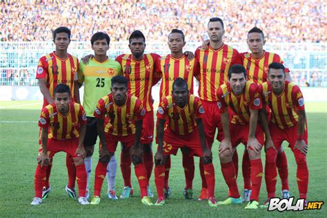 The 2015 arema cronus season is the 27th season in the clubs football history the 10th consecutive season in the top flight liga indonesia season and the 7th season. Foto : Arema Cronus Melenggang! - Bola.net