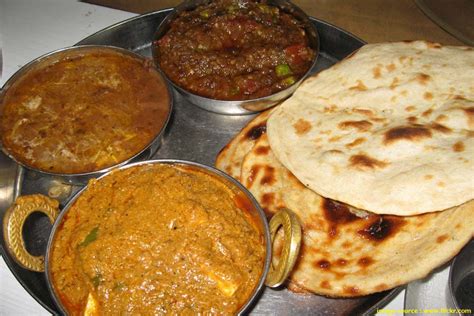 Best Places To Eat In Amritsar | Best Eating Places In Amritsar