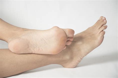 Why Youve Got To Listen To Your Feet Hubert Lee Dpm Podiatrist