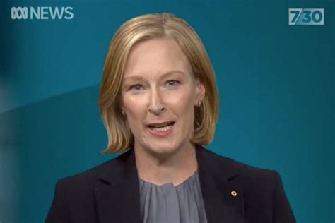 Breaking Leigh Sales Resigns From On Abc