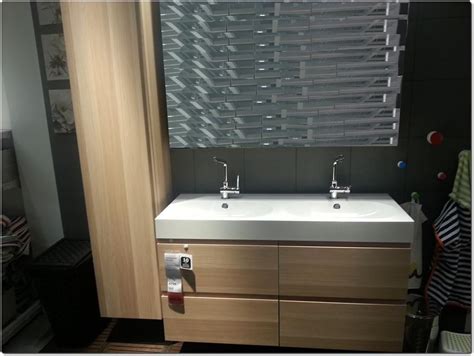 Votre salle de bain sous son meilleur jour. Ikéa : Salle d'Eau ... | Baños, Cobalto