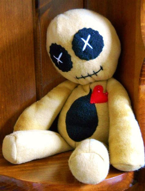 Deviantart More Like Mummy By Ghouliedollies Voodoo Dolls Halloween Doll Diy Doll
