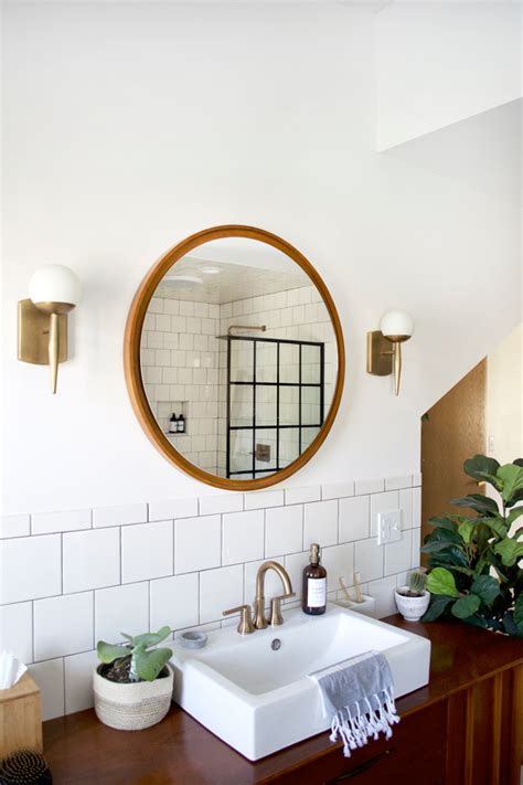 These systems control the temperature and flow of water in showers, bathtubs and custom stalls as well as the customized delivery of water in a highly diverse array of spray styles. Stylish and Functional Fixtures in a Modern Vintage ...