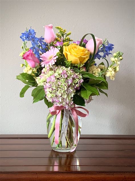 Rule the palm beaches among friends and family from your amazing penthouse suite! Designer's Choice - Classic West Palm Beach Florist ...
