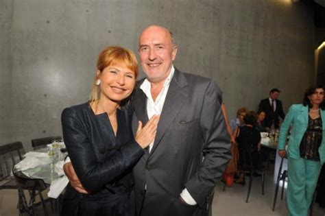 Le carriera giornalistica e televisiva. Sempre bellissima, elegante e perfetta: Lilli Gruber è una ...