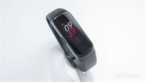 Galaxy fit2 tracks daily steps, calories burned, calories remaining for the day, water intake and sleep patterns. Samsung Galaxy Fit review: Affordable, simple, and all ...