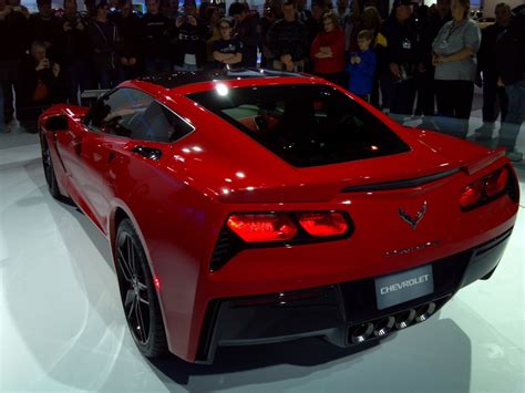 C7 corvette z06 standout features. Confirmed: C7 Corvette to have greater rear weight ...