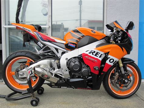 2009 honda cbr1000rr repsol (this photo is for example only; Honda CBR1000RR Repsol 2009 | *LuiMoto Repsol Edition Seat ...