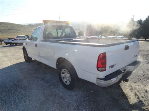High strength steel frame, aluminum cabin and bed body on frame, regular cab, supercab, supercrew® xl, xlt, lariat, king ranch®, platinum, limited dearborn. 2000 White Ford F150 CNG Truck Long Bed with Light Bar One ...