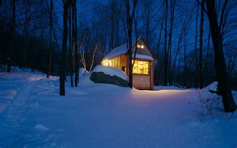15 Snow Covered Cabins That Will Make You Want To Retreat
