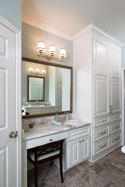 makeup area (With images) | Small bathroom vanities ...