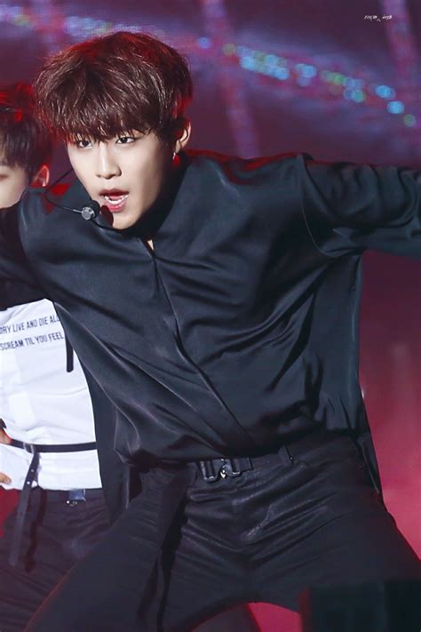 ▷ playlist for this episodes. Park Woo Jin (박우진) • WANNA ONE • BNM Entertainment | Yêu ...