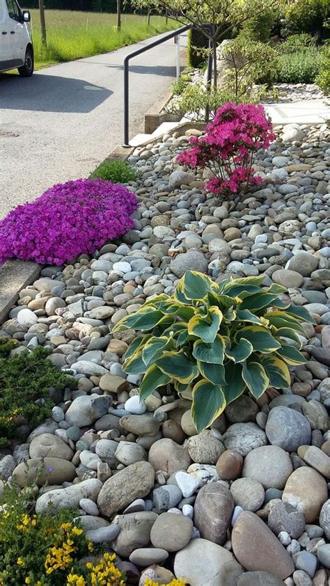 Need landscaping ideas for the front of your house? 23 Simple Rock Garden Decor Ideas for a beautiful garden ...