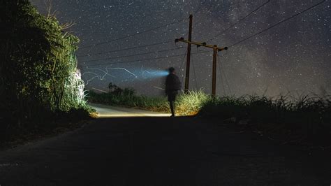Download Wallpaper 3840x2160 Road Light Man Alone Night Starry Sky