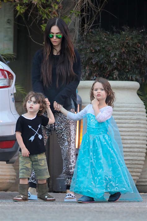 Noah Shannon Green Dress Megan Fox Opens Up About Son Noah S Decision To Wear Dresses People
