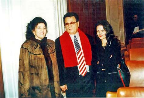 Born in gura vitioarei, prahova county, she had a career as a folk music soloist. Olguta Vasilescu a cotonogit doi indivizi care au atacat-o ...