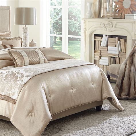 Luxury comforter sets that are available on the site are woven fabrics and made from the finest quality cotton, polyester fiber, etc for maximum comfort and style. Palermo Bedding by Michael Amini, Luxury Bedding Sets ...