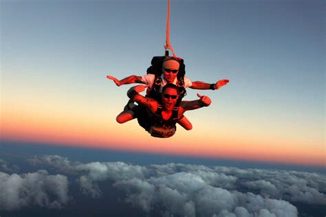 Awesome At Any Time The Sunset Spectacular Skydive Is Even Awesomer