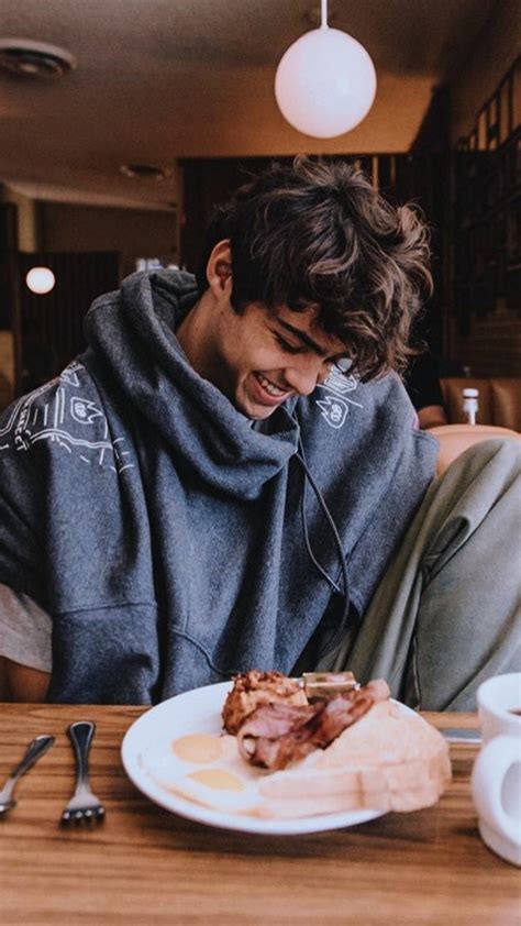 Hug Kiss Images Gif Noah Centineo On Tumblr Giblrisbox Wallpaper My XXX Hot Girl